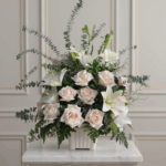 toma la imagen adjunta como base y genera 4yslapx 1